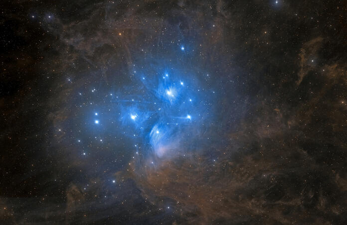 The Pleiades, inside Gas and Dust clouds! 