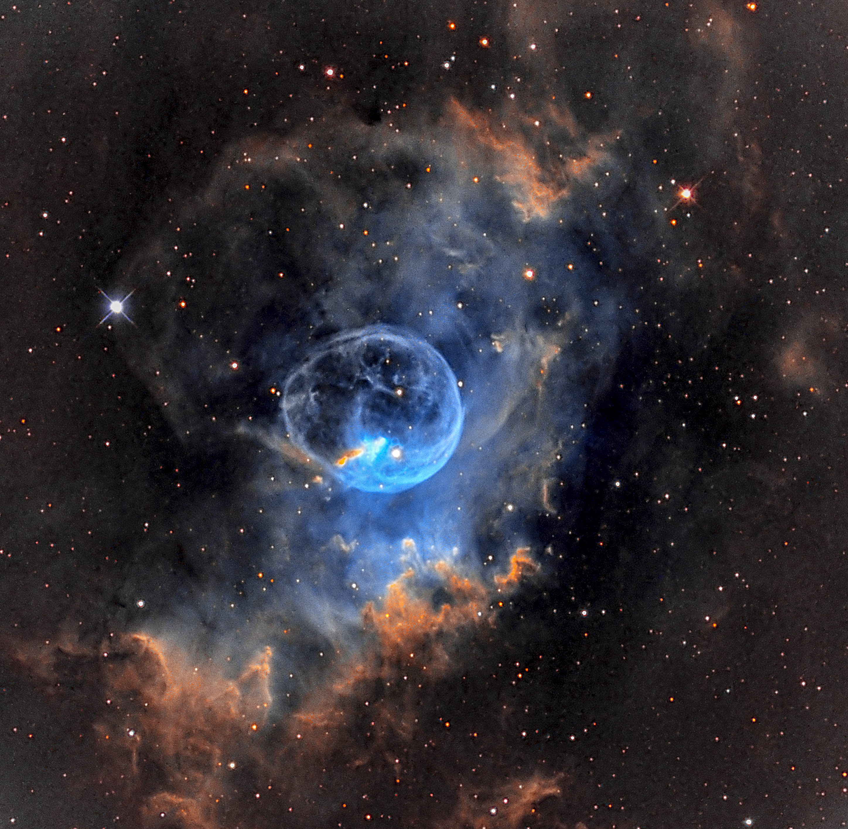 Bubble Nebula | Telescope Live