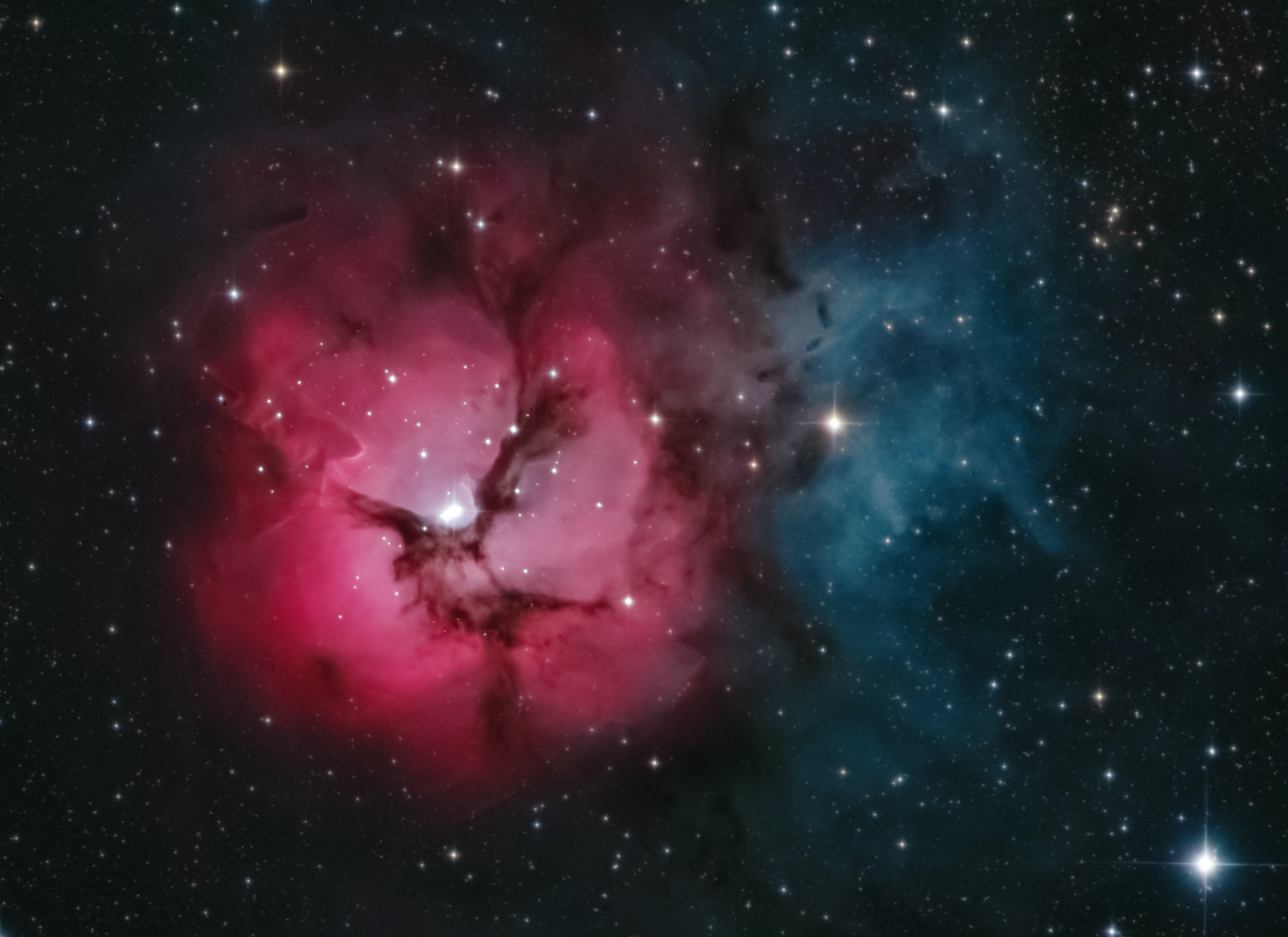 M20 - The Trifid Nebula | Telescope Live
