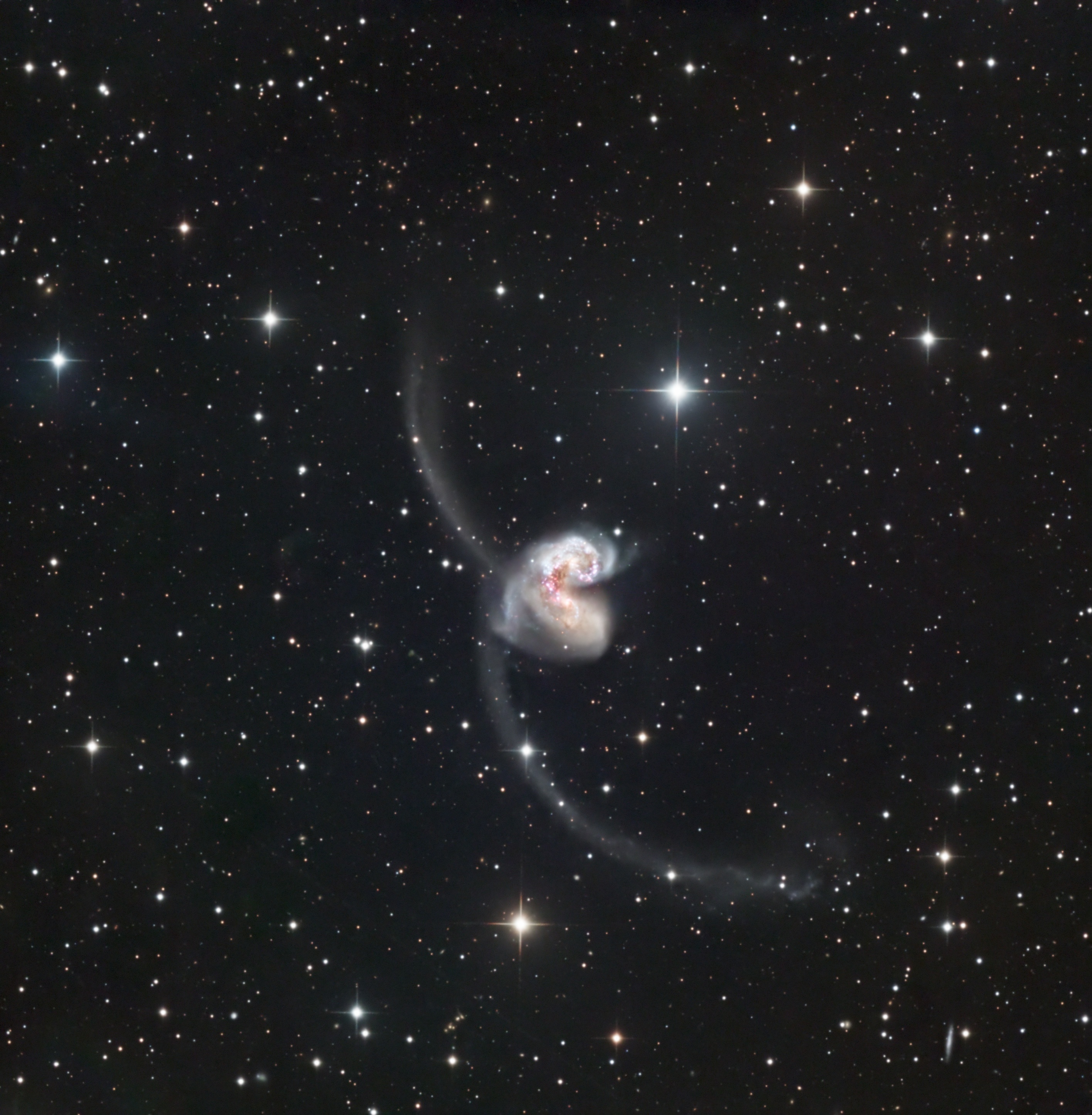 Antennae Galaxies | Telescope Live