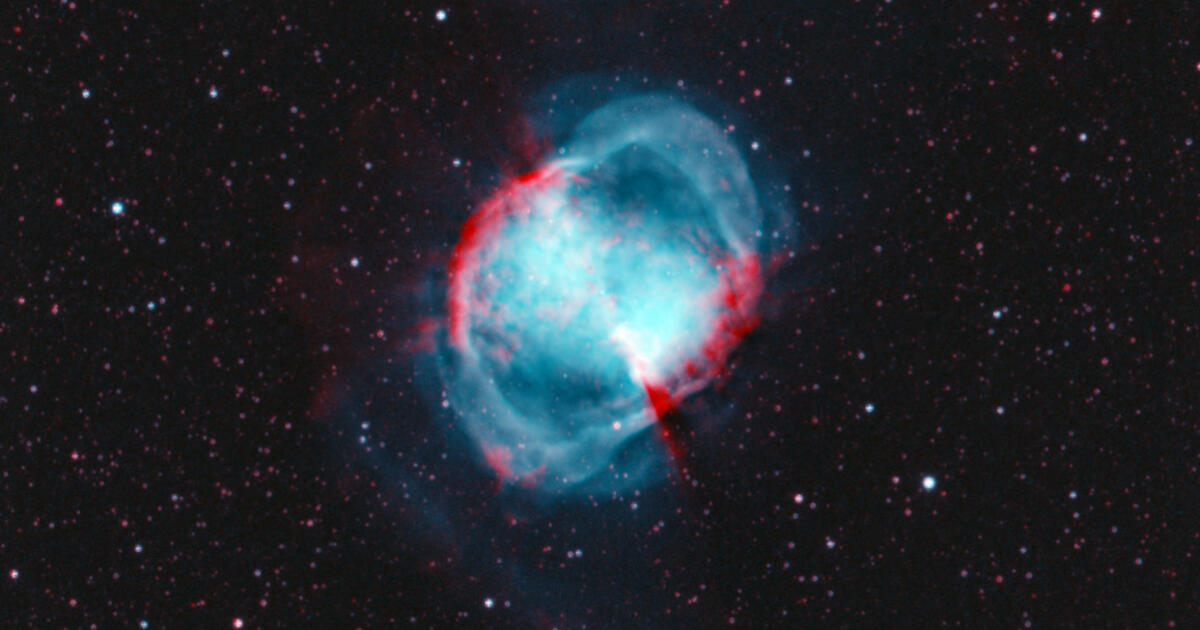 The Dumbbell Nebula in HOO | Telescope Live