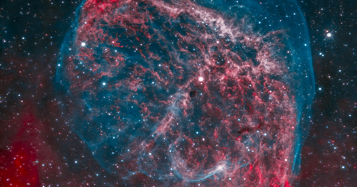 The Crescent Nebula | Telescope Live
