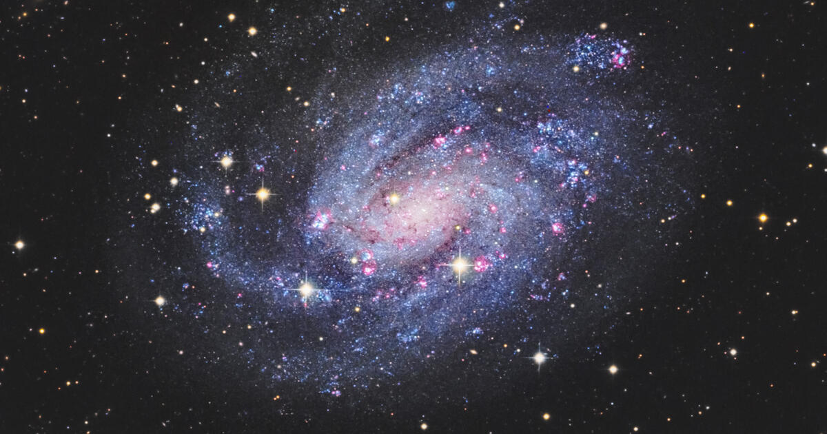 NGC 300 Spiral Galaxy | Telescope Live