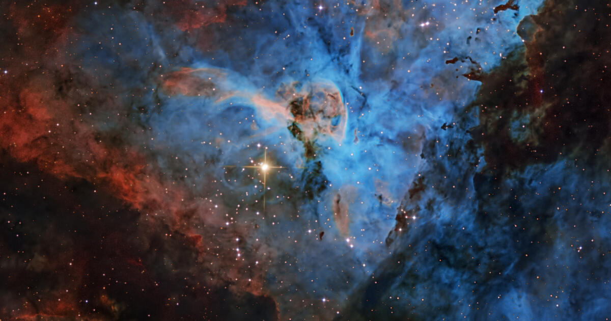 The Carina Nebula | Telescope Live