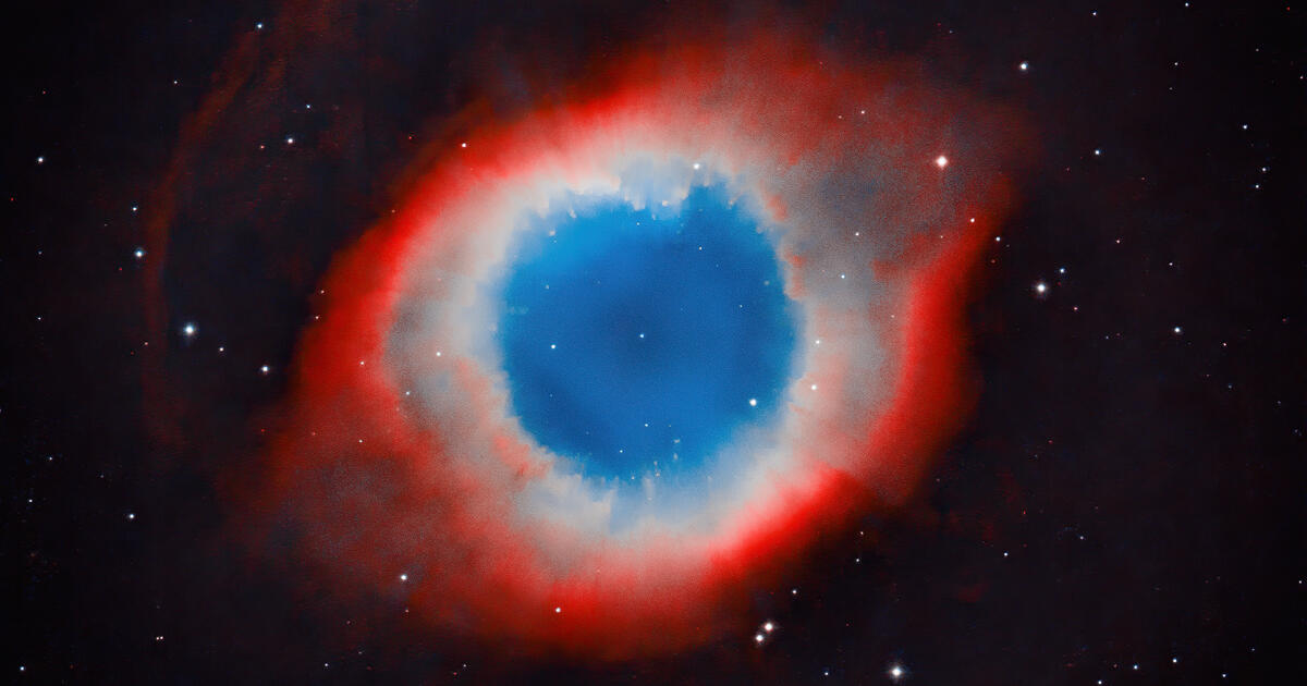 The Helix Nebula | Telescope Live