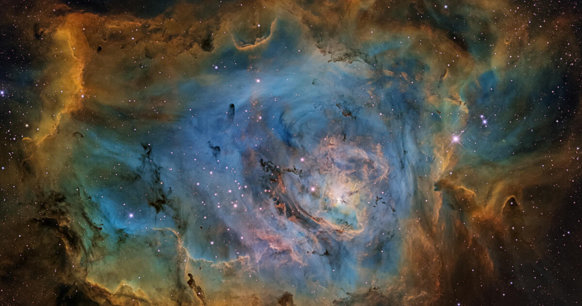 M8 - The Lagoon Nebula | Telescope Live