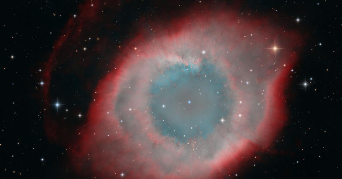 The Helix Nebula v2 | Telescope Live