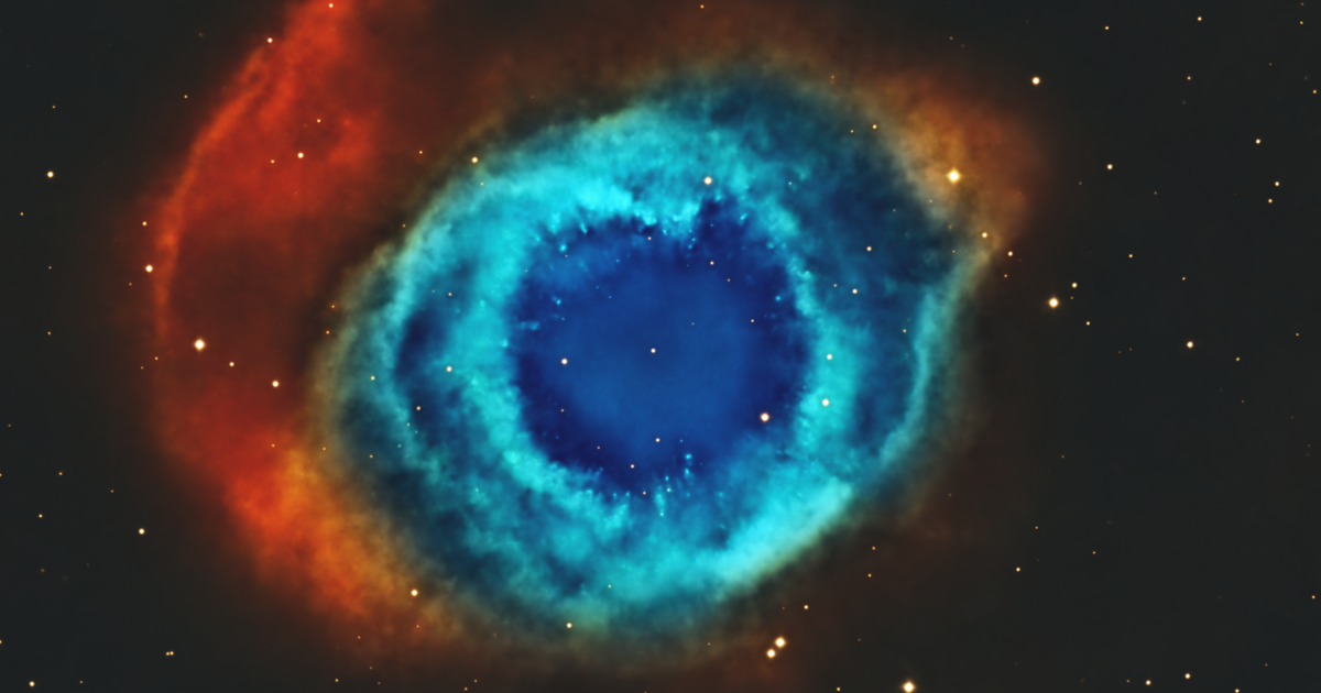 NGC 7293 - THE HELIX NEBULA | Telescope Live