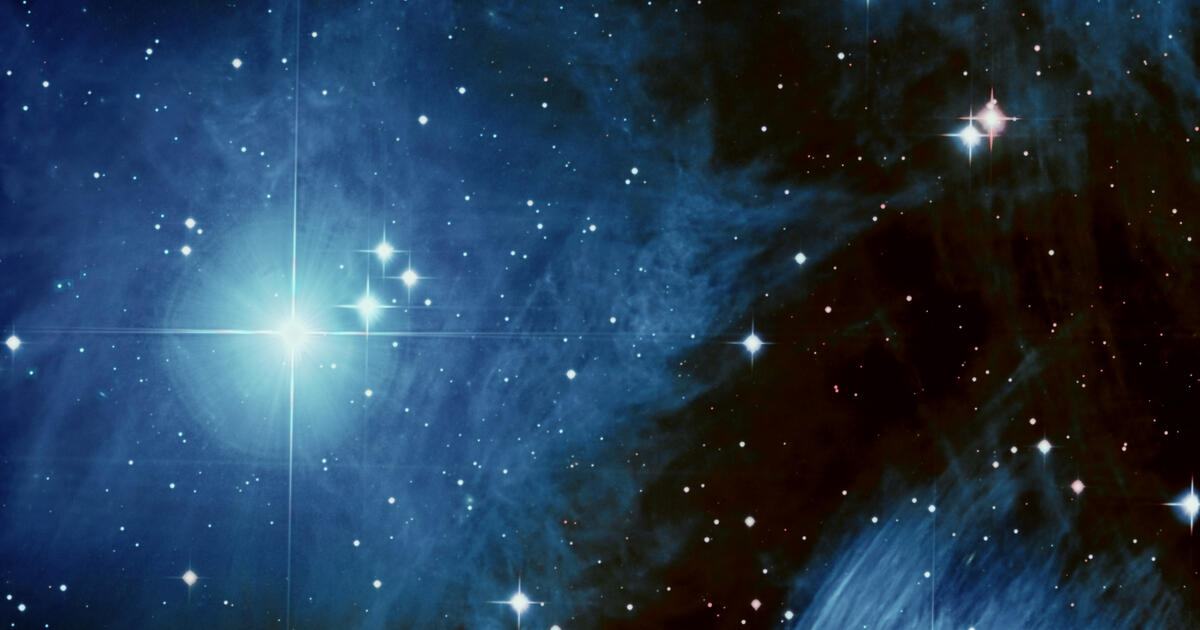 Zoom Into the Pleiades | Telescope Live