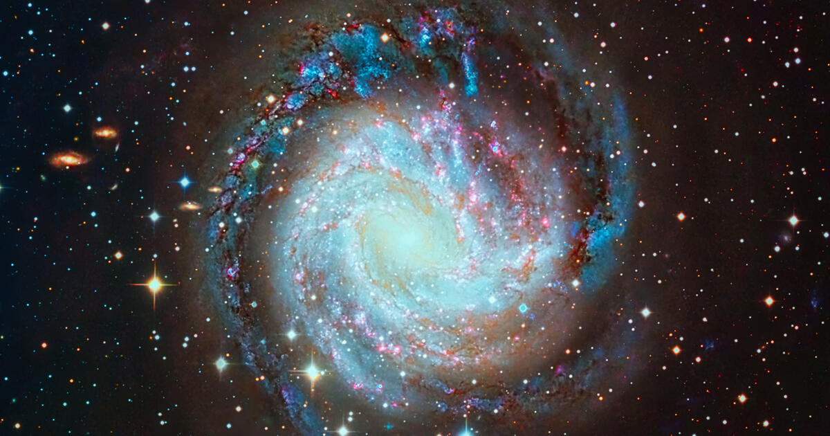 Southern Pinwheel Galaxy | Telescope Live