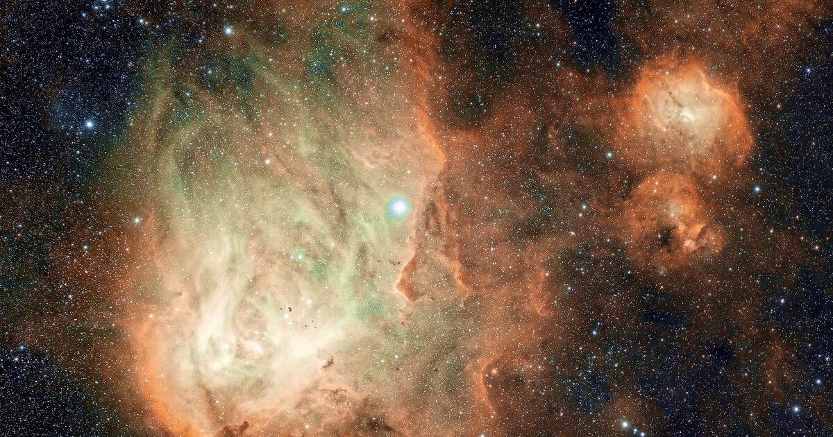 The Running Chicken Nebula C100 | Telescope Live