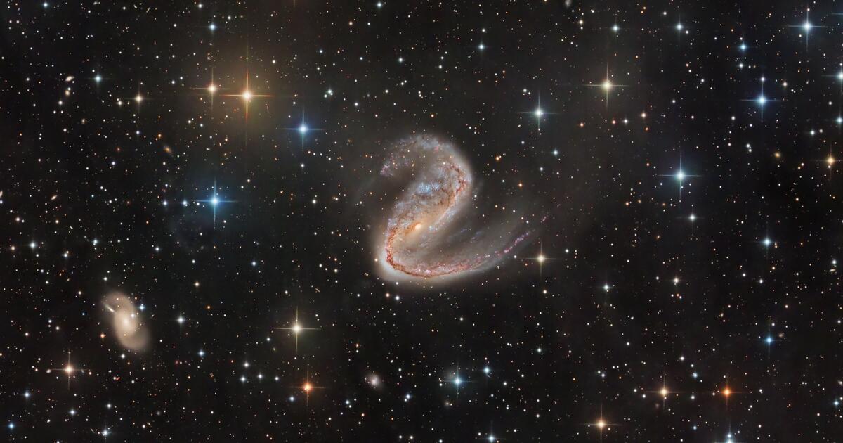 NGC 2442 and NGC 2443 Telescope Live