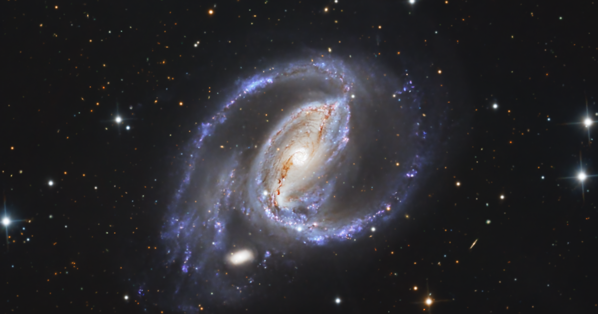 NGC 1097 w/ SN 2023RVE | Telescope Live