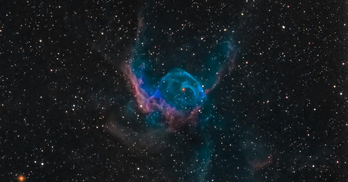 NGC 2359 aka Thor's Helmet nebula... | Telescope Live