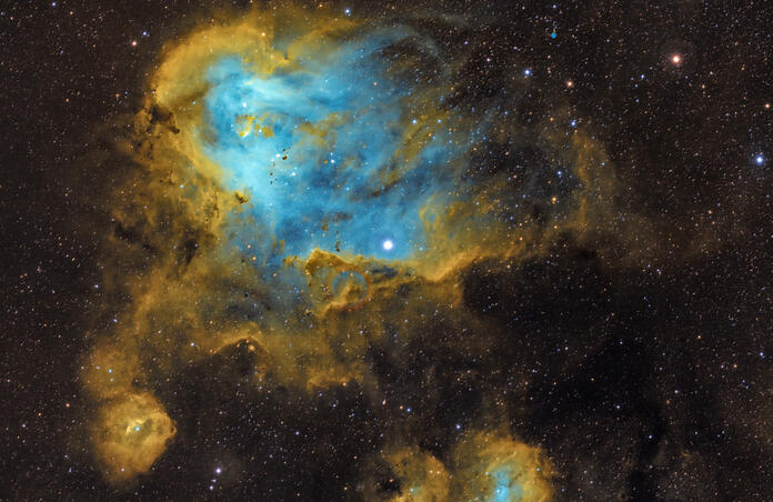 IC 2944 with CHI-6