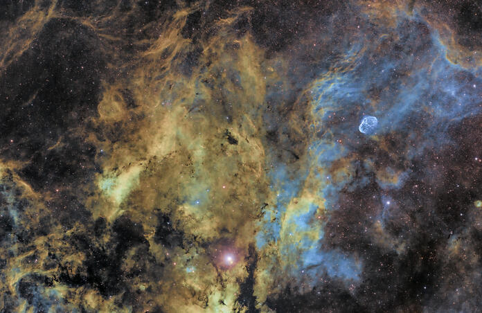 Sadr - Crescent Nebula region