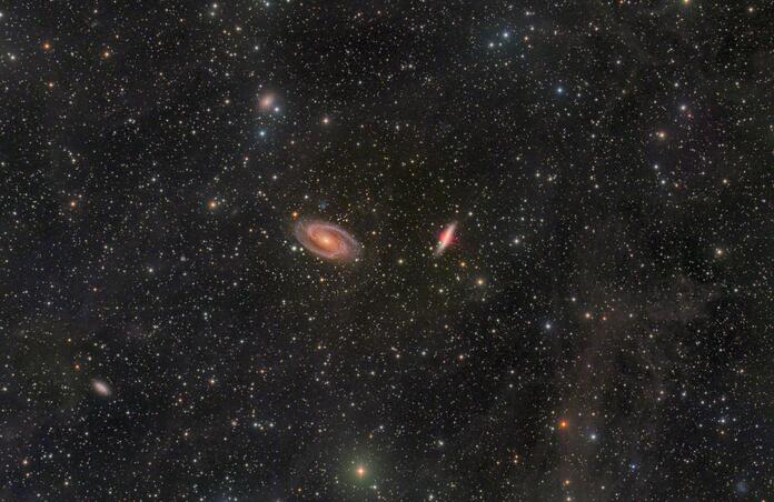 M81 M82 WIDE FIELD