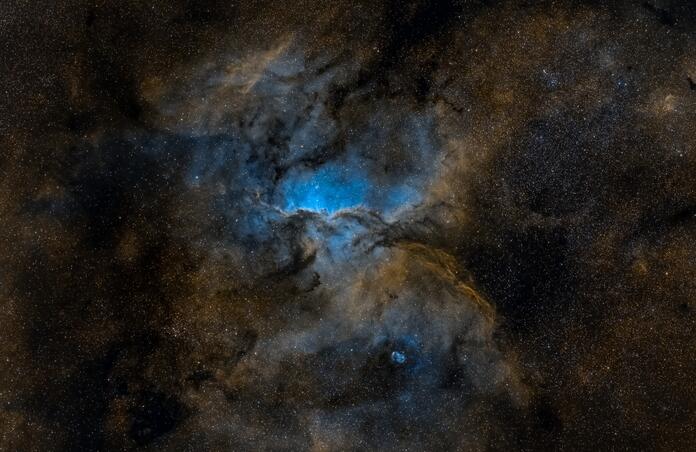 NGC6188 - Fighting Dragons of Ara  / Rim Nebula 