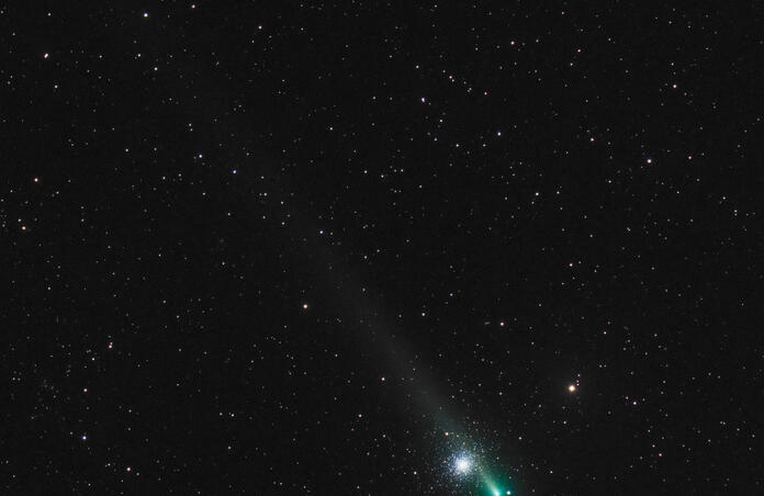 Comet C/2021 A1 (Leonard) meets Messier 3