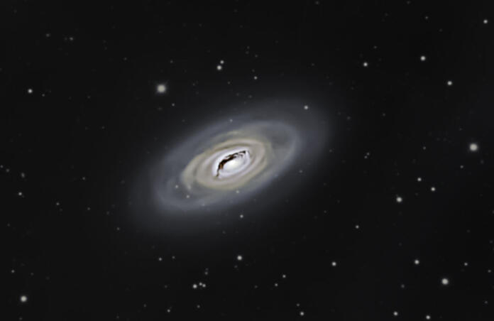 NGC4826