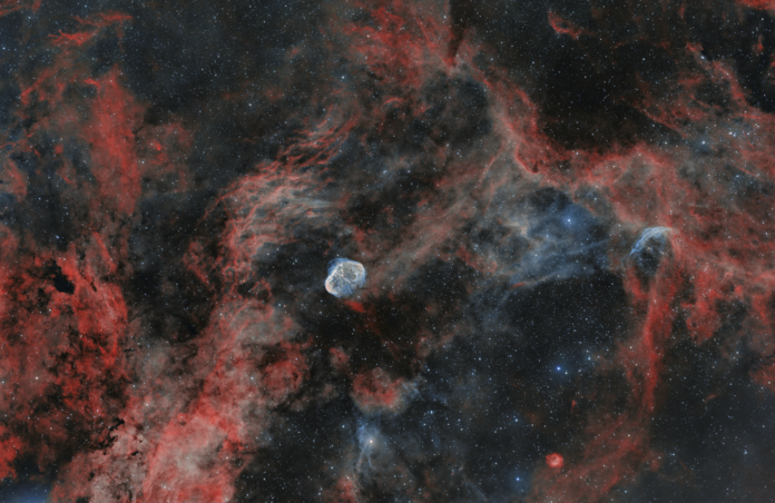 The Crescent and Soap Bubble Nebulae in HOO