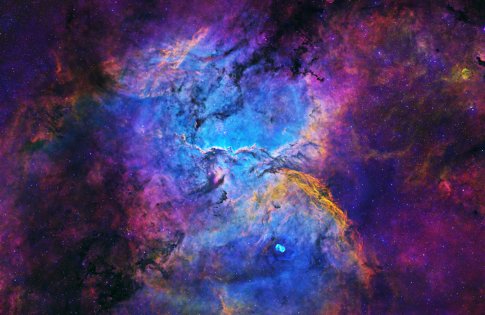 NGC 6188 Dueling Dragons Nebula - AUS-2-CCD