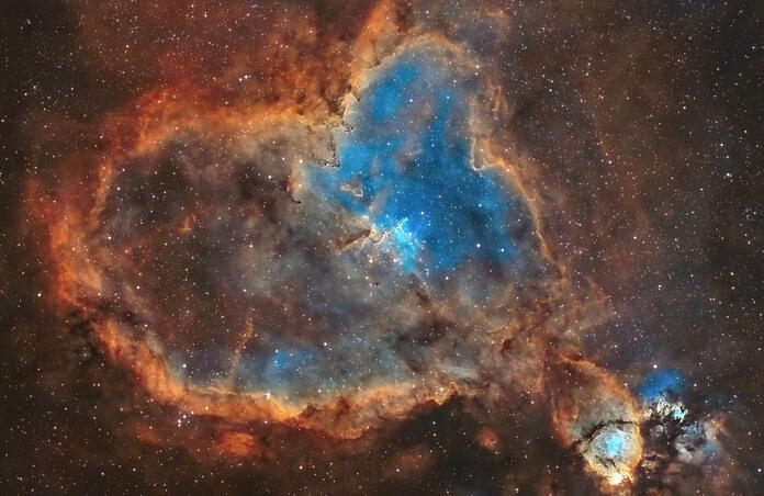 Heart and Fishy nebulae (HOO)