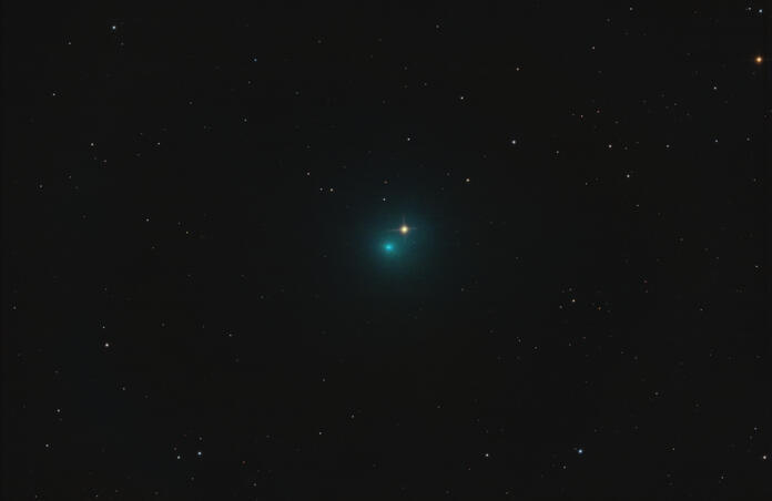 Green Comet and Yellow Star