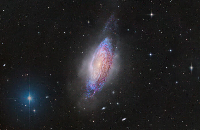 NGC3521