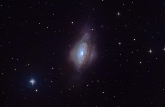 NGC 3521