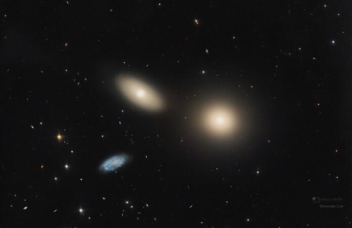 M 105,  NGC 3384, NGC 3389