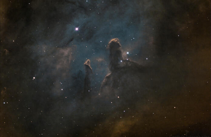 NGC 7822