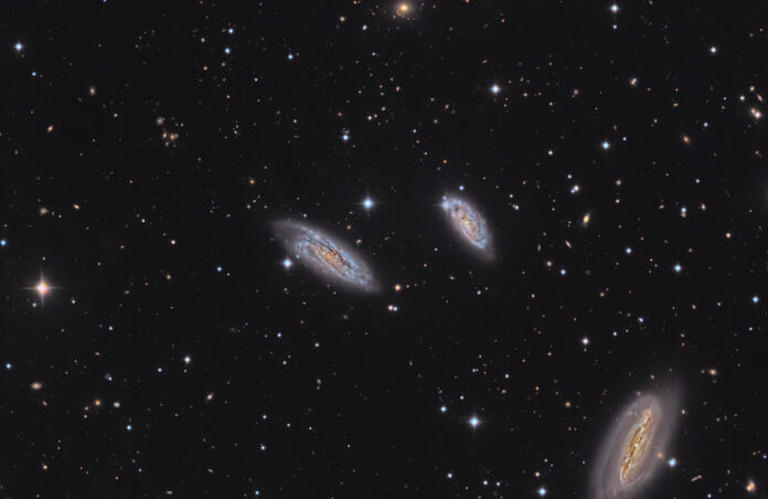 NGC 7599
