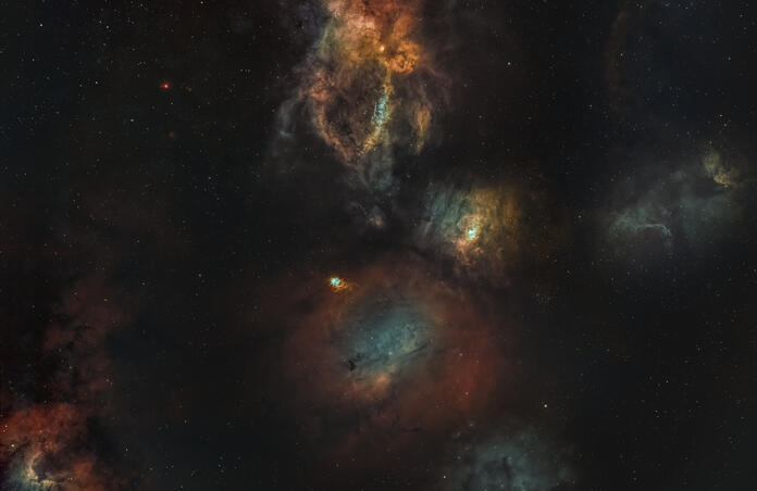 M52, Bubble Nebula and Lobster Claw Nebula