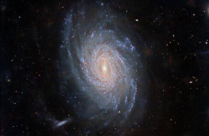NGC6744 & NGC6744A & Distant Galaxies