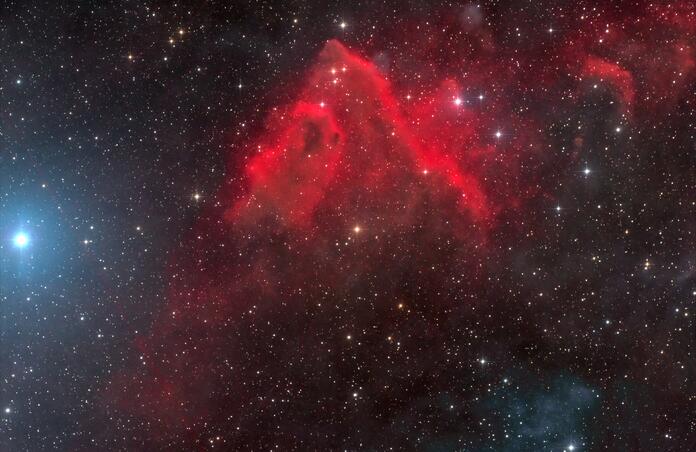 Flaming Mountain in Orion (Ha+LRGB)