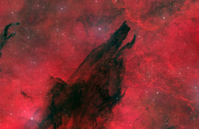 SL-17 The Dark Wolf Nebula