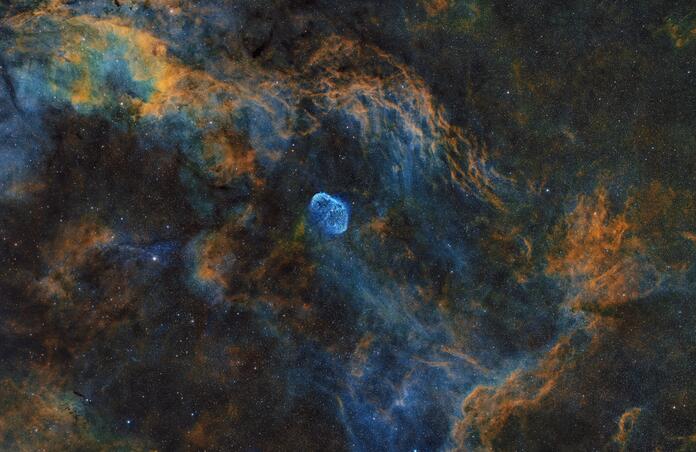 Crescent Nebula