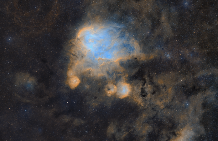 IC2944 