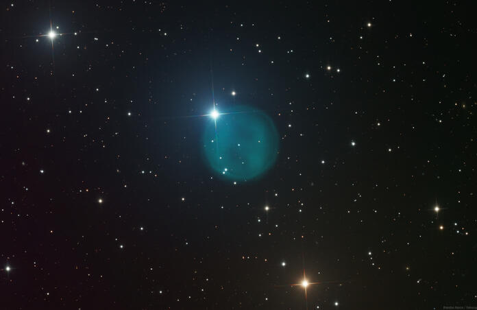 ABELL 33