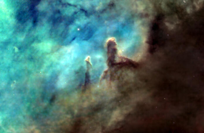 NGC7822