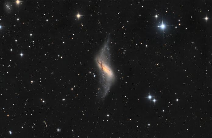 NGC660