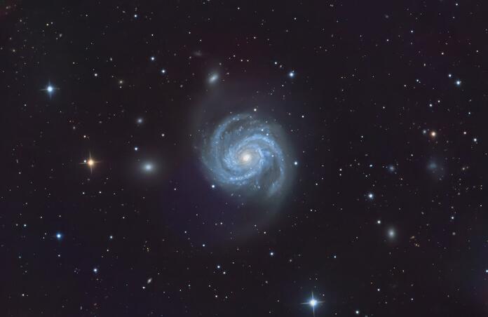 M 100