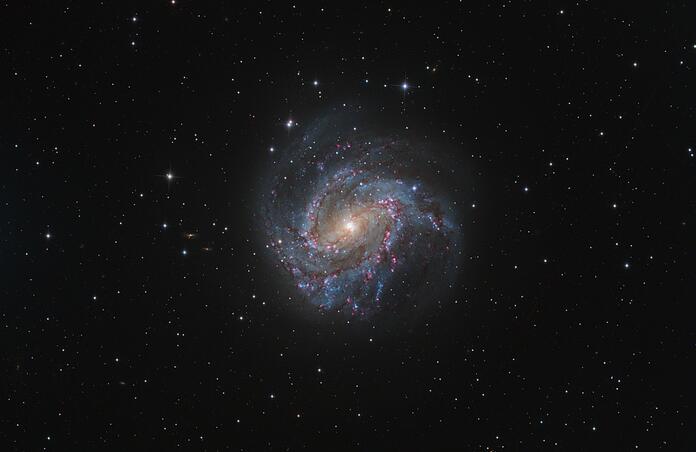 M83 - First One-Click Observation
