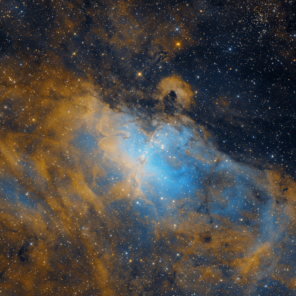 M16 | The Eagle Nebula in Hubble Palette