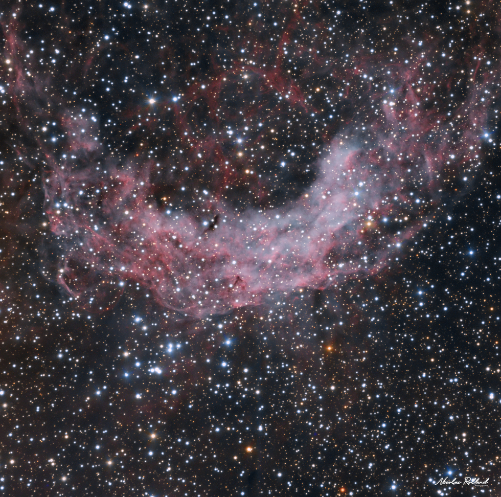  The Crescent-Shaped Nebula, NGC 3199