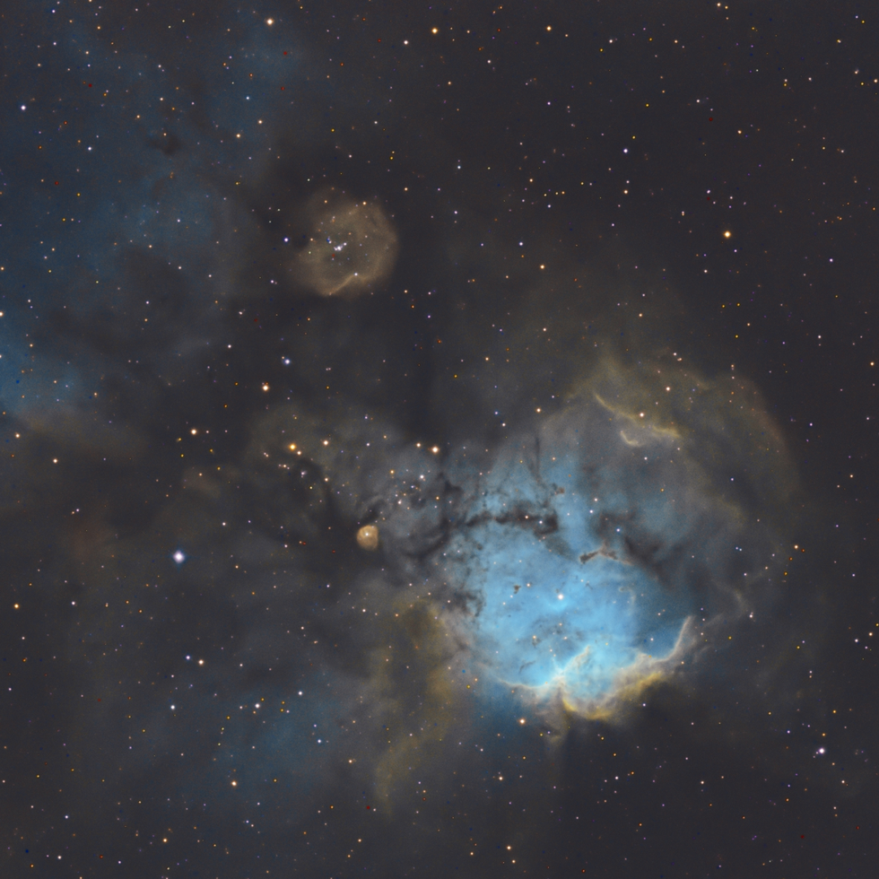  SKULL AND CROSSBONES NEBULA (NGC 2467)