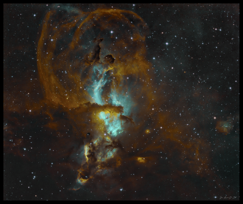 Lady Liberty / Torchbearer nebula / NGC 3576