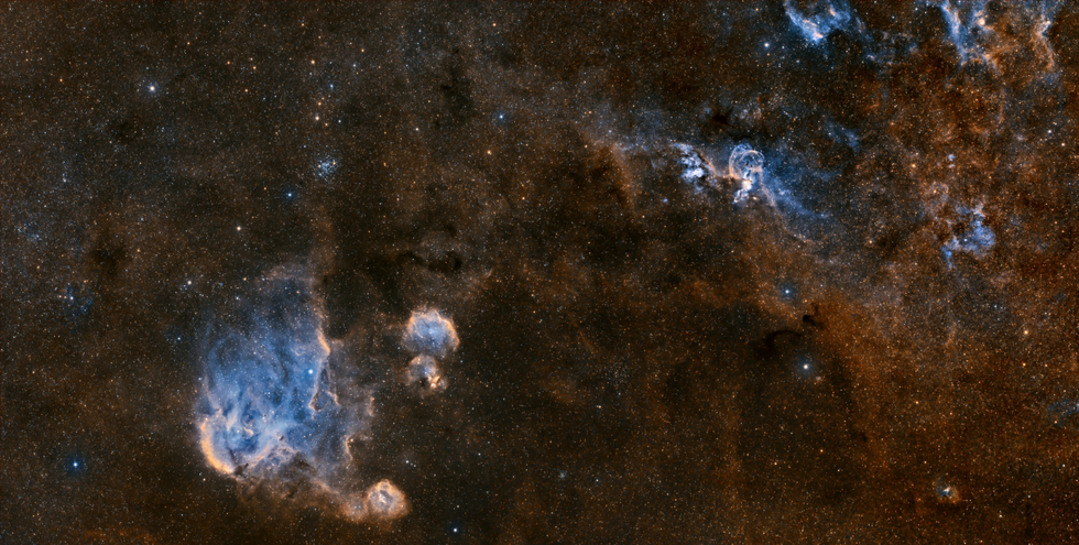 Mosaic From IC 2944 To NGC 3576 SHO