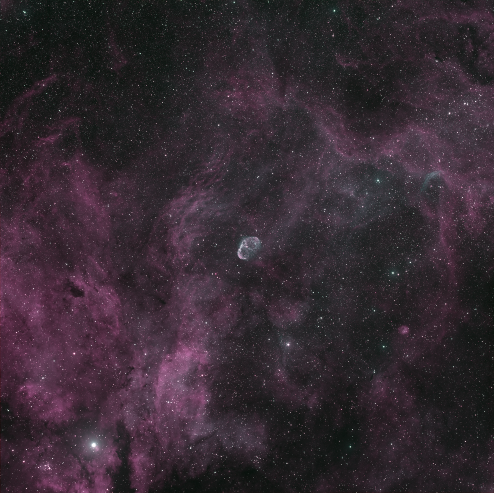 Crescent Nebula Synthetic True Color